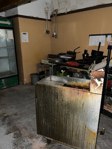 More Photos Of 1103 U.S. 385, Highway, Mccamey General Retail For Sale