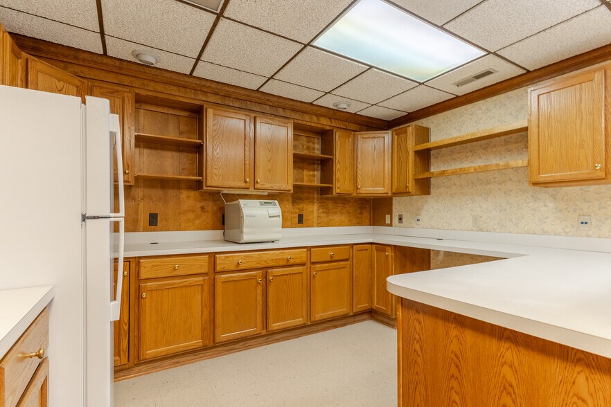 More Photos Of 2816 Veach Rd, Owensboro Medical For Sale