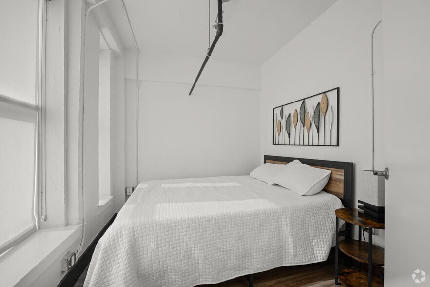 More Photos Of 1403 Corinth Rd, Dallas Apartments For Sale