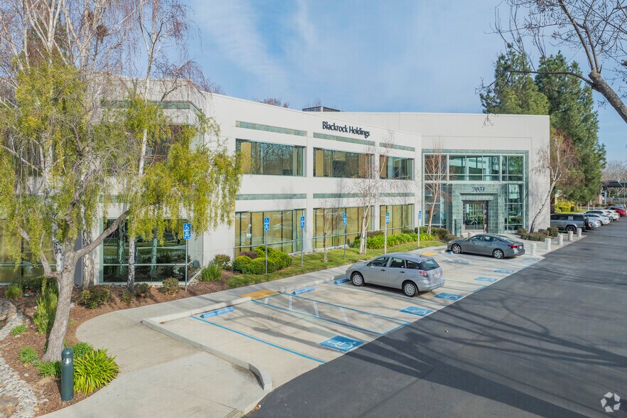 Primary Photo Of 7031 Koll Center Pky, Pleasanton Medical For Sale