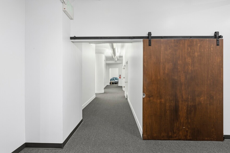 More Photos Of 30 Hotaling Pl, San Francisco Office For Lease