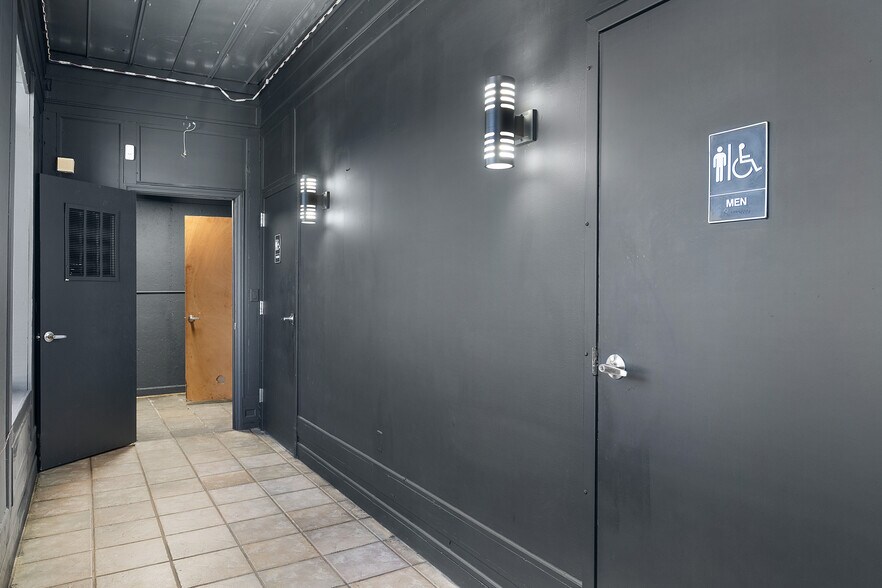 More Photos Of 3900 Ringgold Rd, Chattanooga Freestanding For Sale