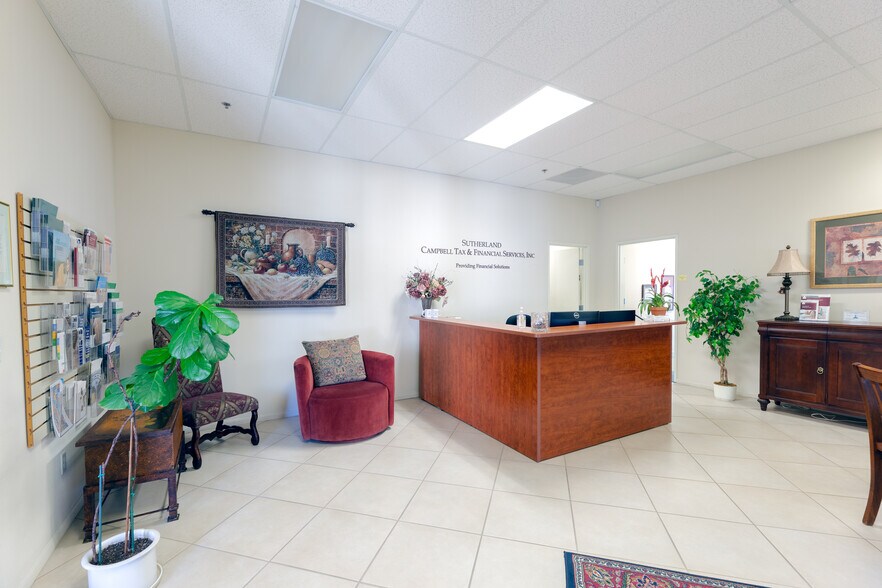 More Photos Of 9116 Sunland Blvd, Sun Valley Medical For Sale