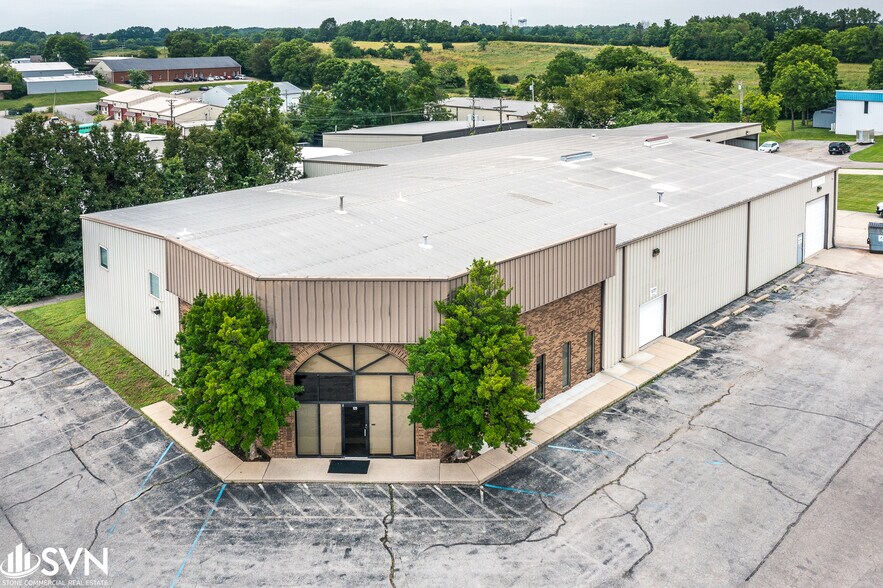 Primary Photo Of 125 Macarthur Ct, Nicholasville Manufacturing For Lease