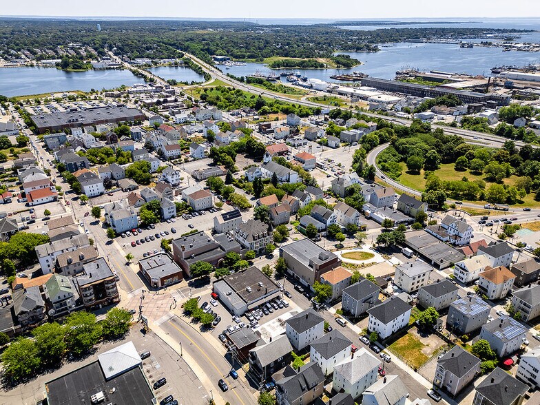 More Photos Of 272 Sawyer St, New Bedford Apartments For Sale