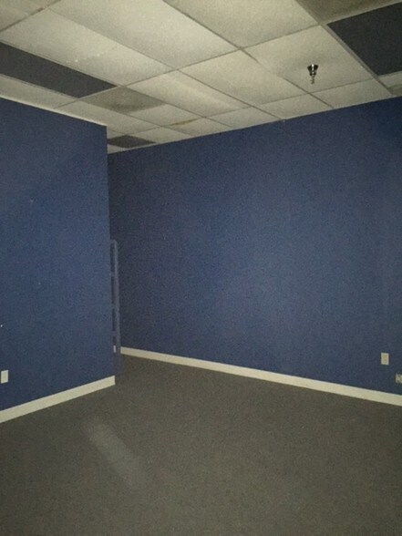 More Photos Of 1905 N Jackson St, Tullahoma Unknown For Lease