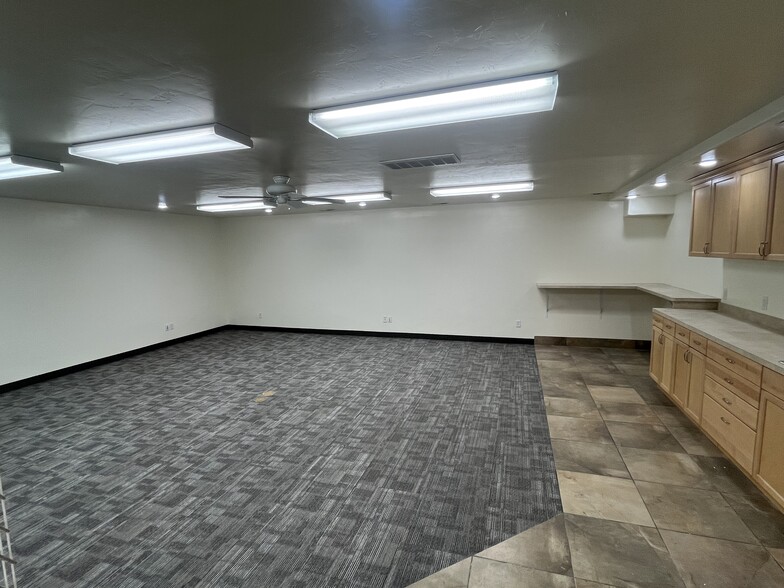 More Photos Of 60 E 100 N, Vernal Office For Lease