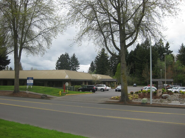 Primary Photo Of 5193 NE Elam Young Pky, Hillsboro Office For Lease
