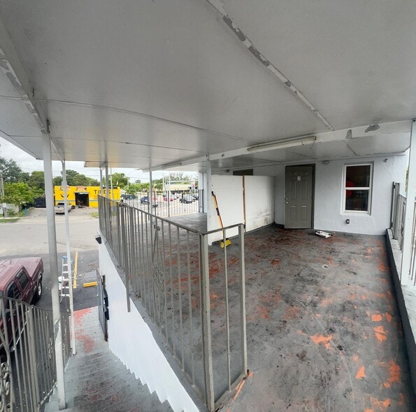 More Photos Of 1186 NW 103rd St, Miami Freestanding For Lease