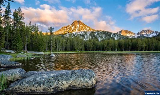 More Photos Of 179 S Mill St, Sumpter Hotel For Sale