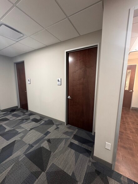 More Photos Of 17105 Beyer John Dr, Schertz General Retail For Lease