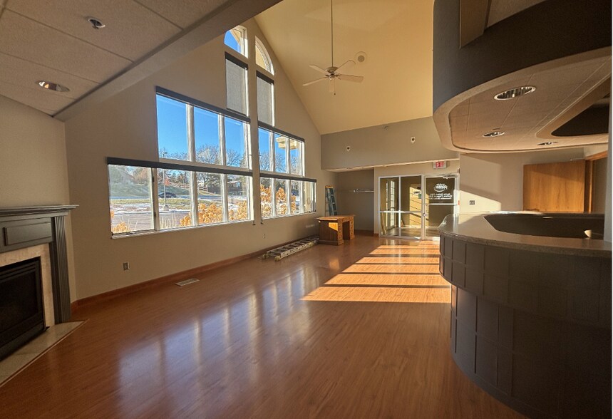 More Photos Of 4904 S Minnesota Ave, Sioux Falls Office For Sale