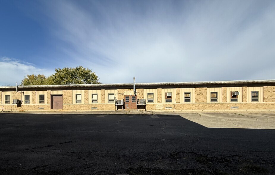 More Photos Of 33328 Main St, Townville Manufacturing For Sale