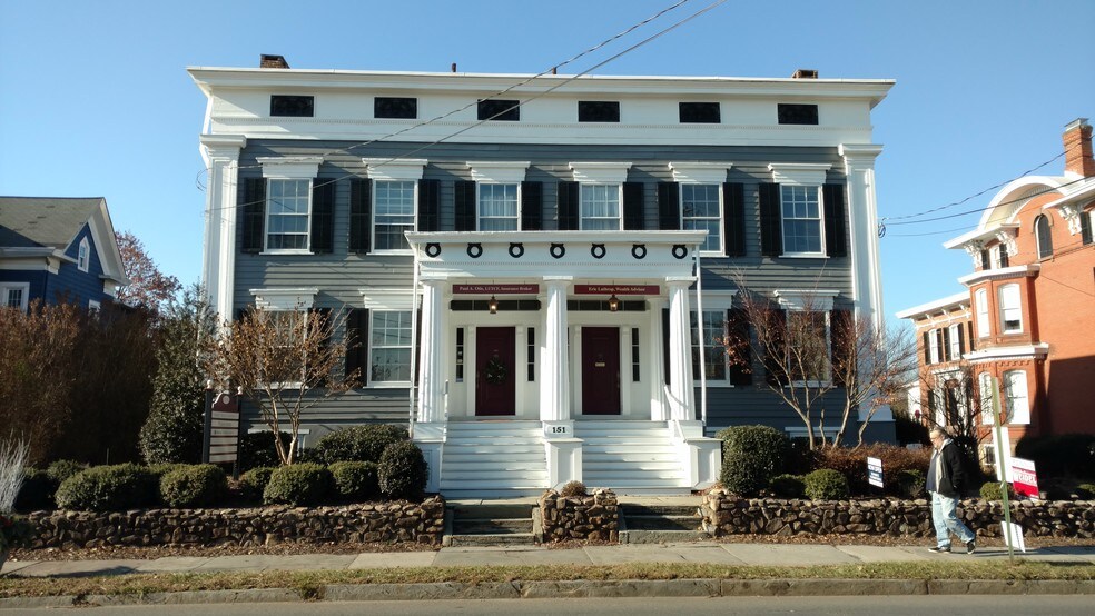 More Photos Of 151-153 Main St, Flemington Office For Lease