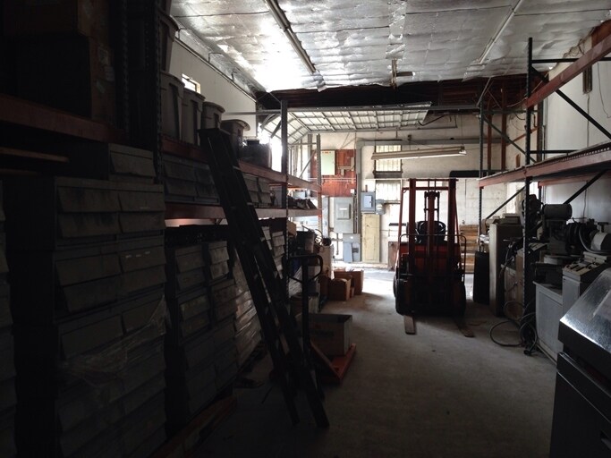 More Photos Of 5264 Long Beach Blvd, Long Beach Light Distribution For Lease