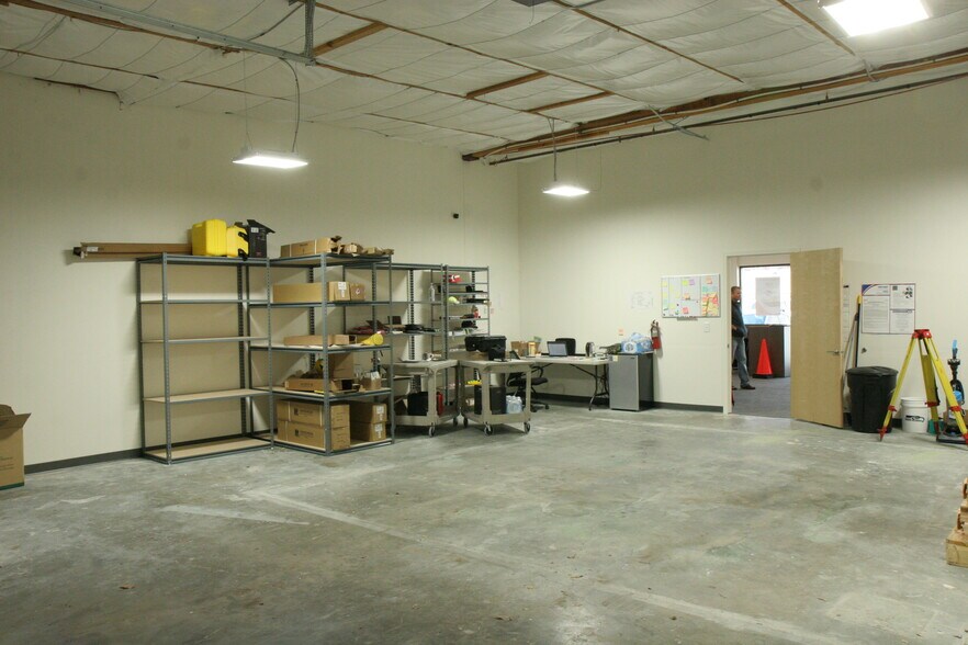 More Photos Of 4684-4688 W Chinden Blvd, Boise Freestanding For Lease