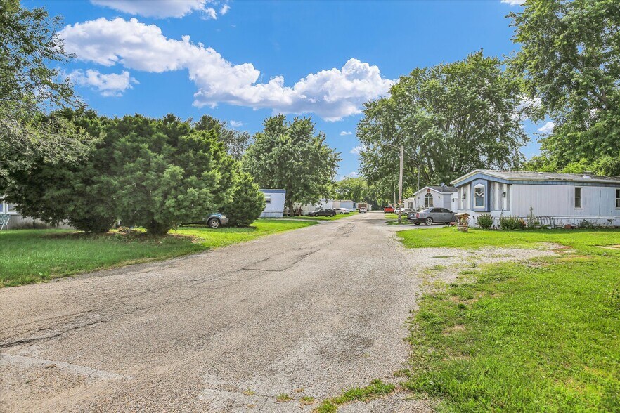 More Photos Of 3 D St, Lexington Manufactured Housing Mobile Home Park For Sale