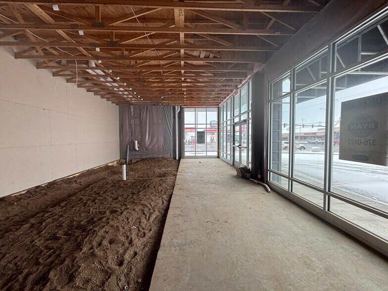 More Photos Of 2100 W 41st St, Sioux Falls General Retail For Sale