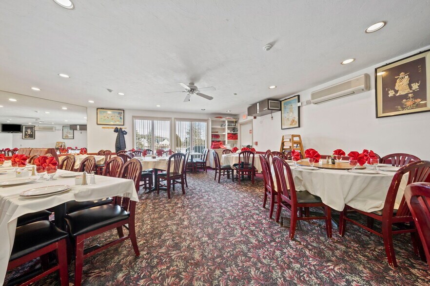 More Photos Of 300 Main St, Bourne General Retail For Sale