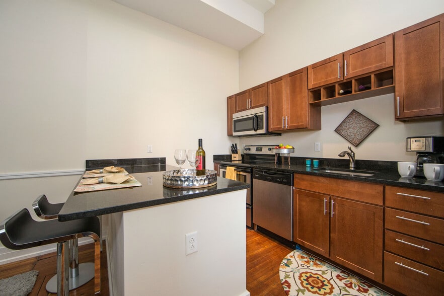 More Photos Of 213 E Broad St, Richmond Apartments For Lease