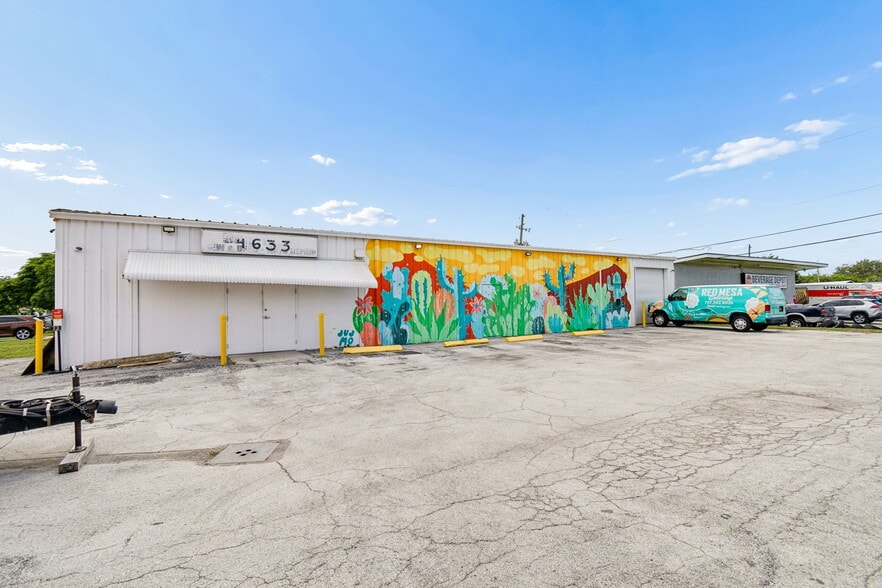 More Photos Of 4633 N 28th St, Saint Petersburg Warehouse For Sale