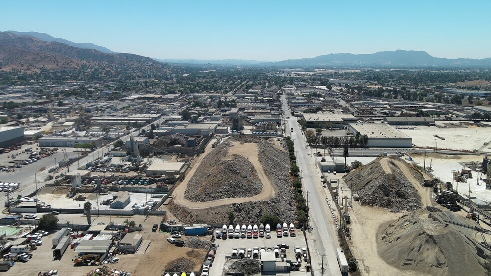 More Photos Of 8970 Bradley Ave, Sun Valley Land For Sale