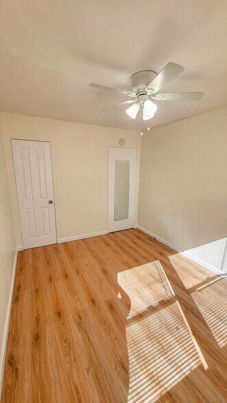 More Photos Of 717 E 8th St, Long Beach Apartments For Sale