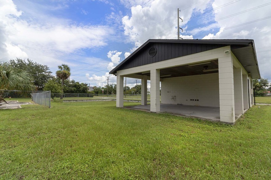More Photos Of 500 S Holly Ave, Sanford Congregate Senior Housing For Sale