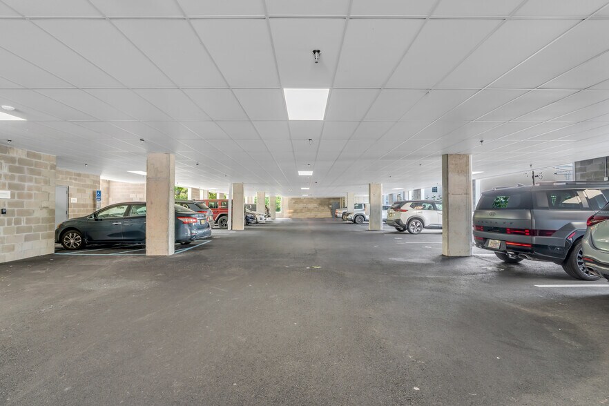 More Photos Of 33 Union Ave, Manasquan Apartments For Sale