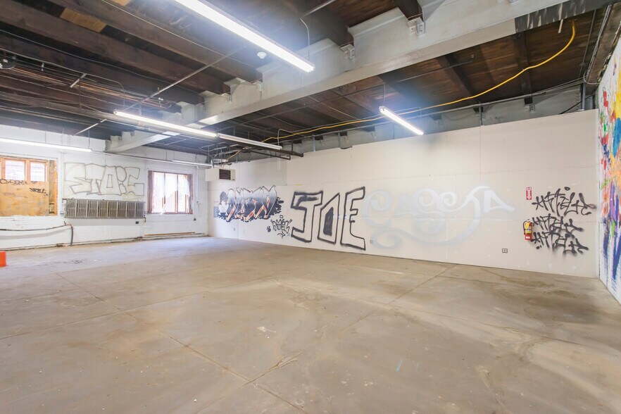 More Photos Of 3130 Belgrade St, Philadelphia Warehouse For Lease