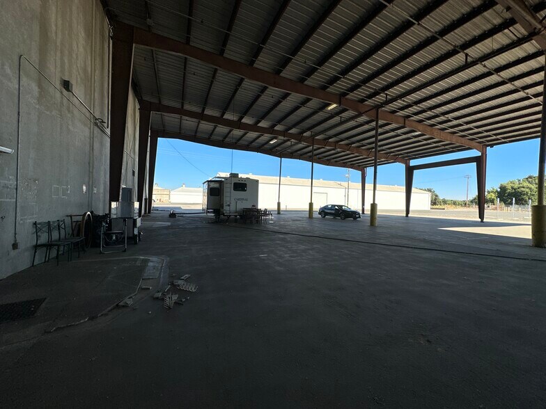 More Photos Of 99 Kentucky Street, Gridley Warehouse For Lease