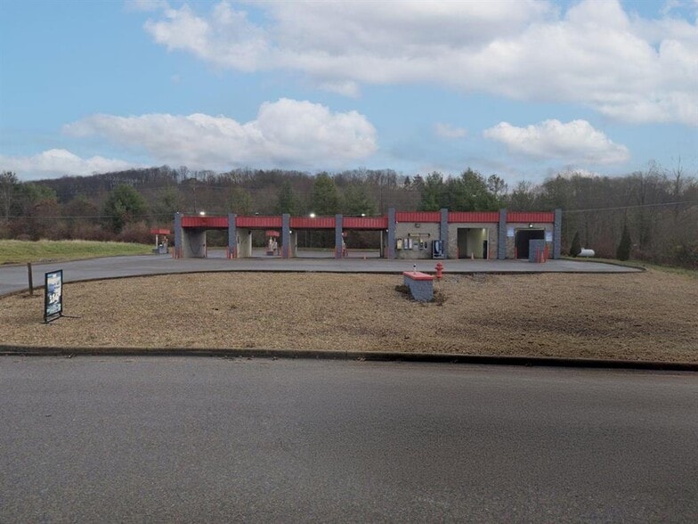 More Photos Of 123 Woodland Dr SW, Wise Specialty For Sale