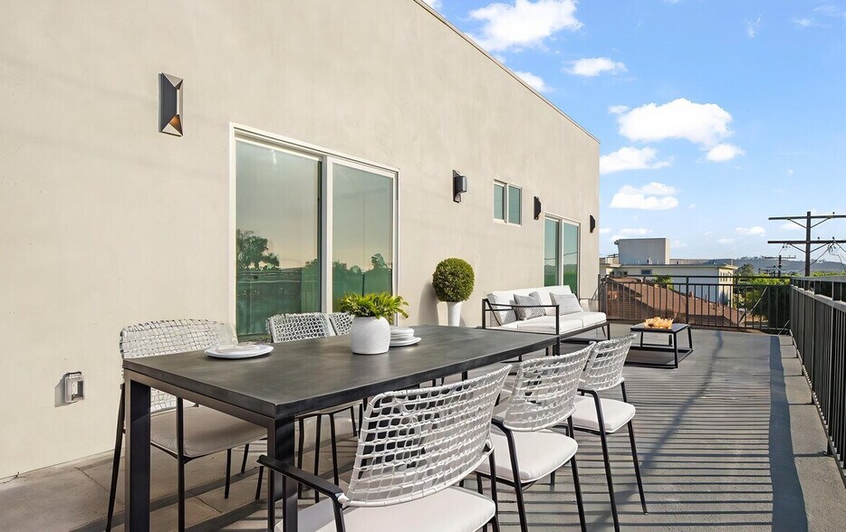 More Photos Of 1707 S Burnside Ave, Los Angeles Apartments For Sale