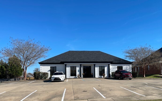 More Photos Of 1761 Taliaferro Trl, Montgomery Office For Lease