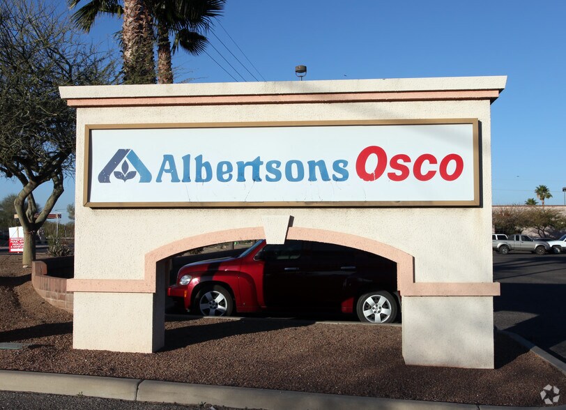 More Photos Of 9595 E Broadway Blvd, Tucson Supermarket For Sale