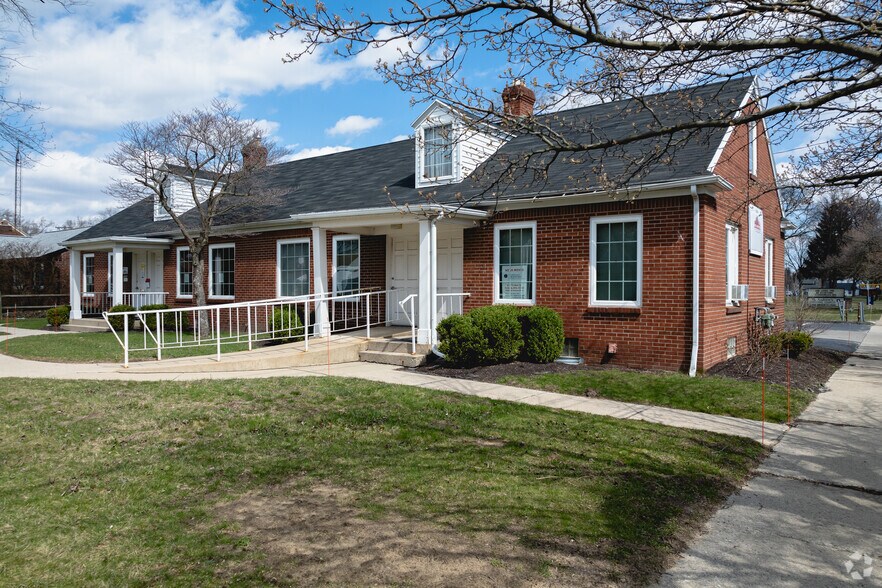 Primary Photo Of 2800 W Central Ave, Toledo Medical For Lease