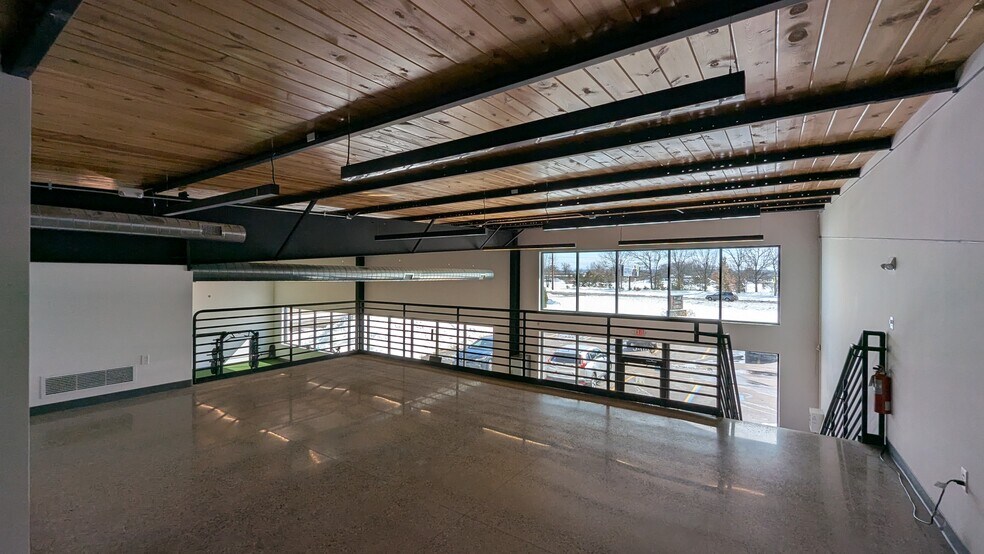 More Photos Of 707 Parsons Rd, Traverse City Storefront Retail Office For Lease