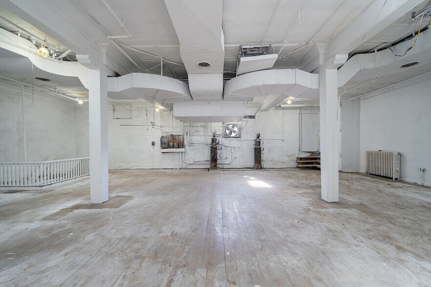 More Photos Of 189 Monroe St, Passaic Warehouse For Sale