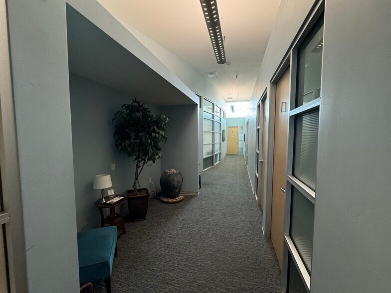 More Photos Of 2611 F St, Bakersfield Loft Creative Space For Sale