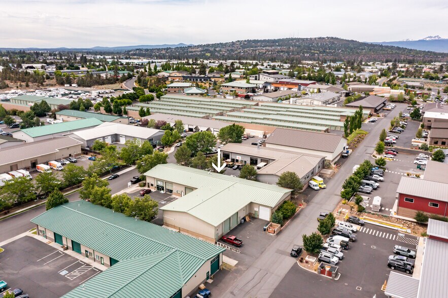 More Photos Of 20756 High Desert Ct, Bend Warehouse For Lease