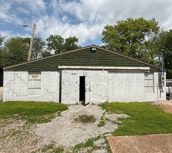Primary Photo Of 6321 Clayton Ave, Saint Louis Warehouse For Lease