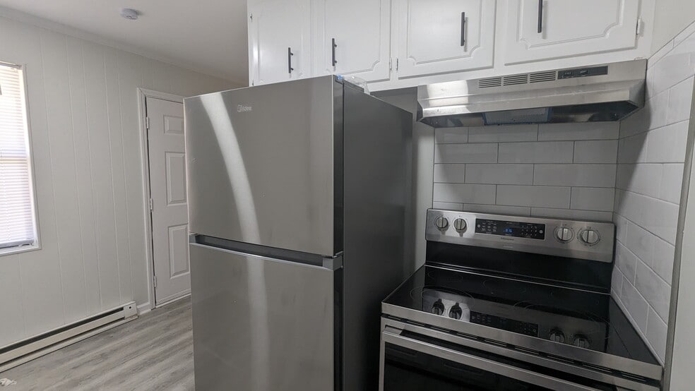 More Photos Of 804 Meadow Ridge Ct, Winston-Salem Apartments For Sale