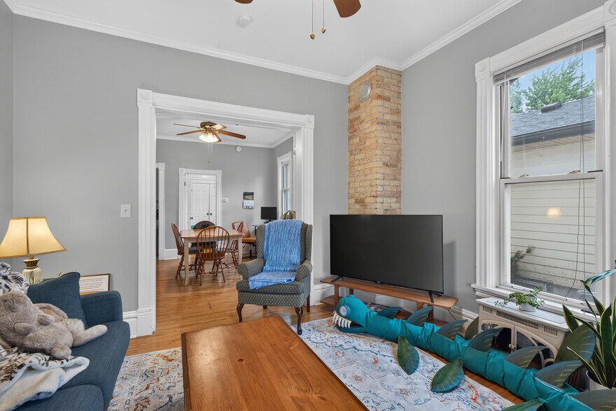 More Photos Of 446 Madison St NE, Minneapolis Multifamily For Sale