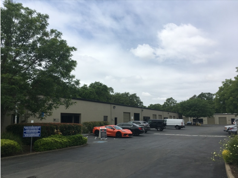 More Photos Of 5859 Rosebud Ln, Sacramento Warehouse For Lease