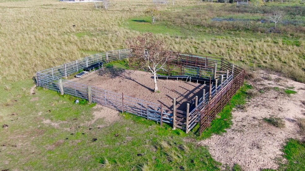 More Photos Of 000 Pyka Rd, Sealy Land For Sale