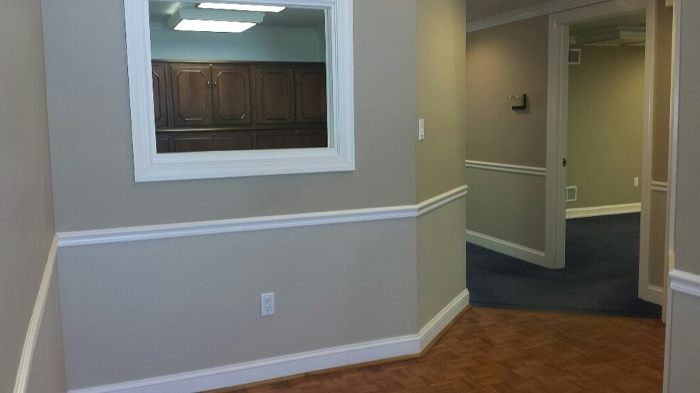 More Photos Of 100 W Rockland Rd, Montchanin Office For Lease