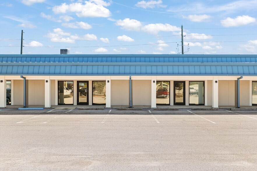 More Photos Of 1200 S Pinellas Ave, Tarpon Springs Medical For Lease