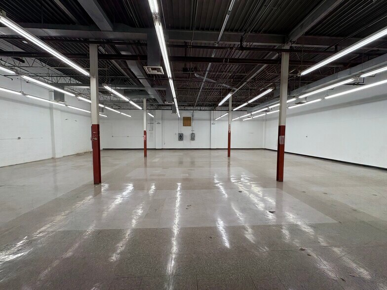 More Photos Of 49 Virginia Ave, Uniontown Warehouse For Lease
