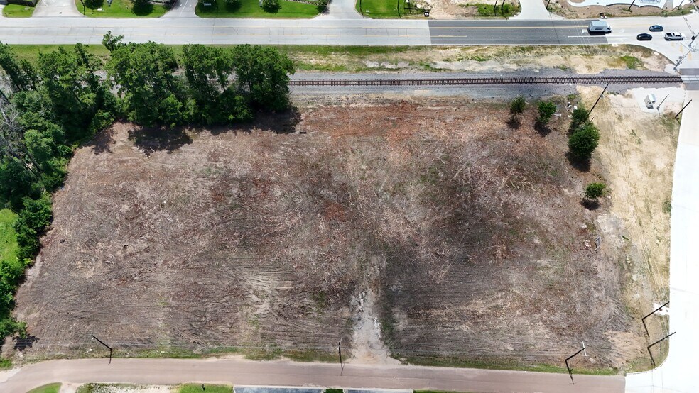 More Photos Of Intersection Robinson & Hanna Rd, Conroe Land For Sale