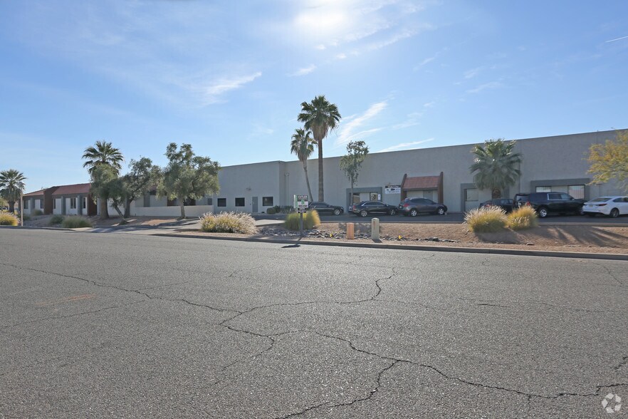 More Photos Of 3525-3539 E Corona Ave, Phoenix Warehouse For Lease